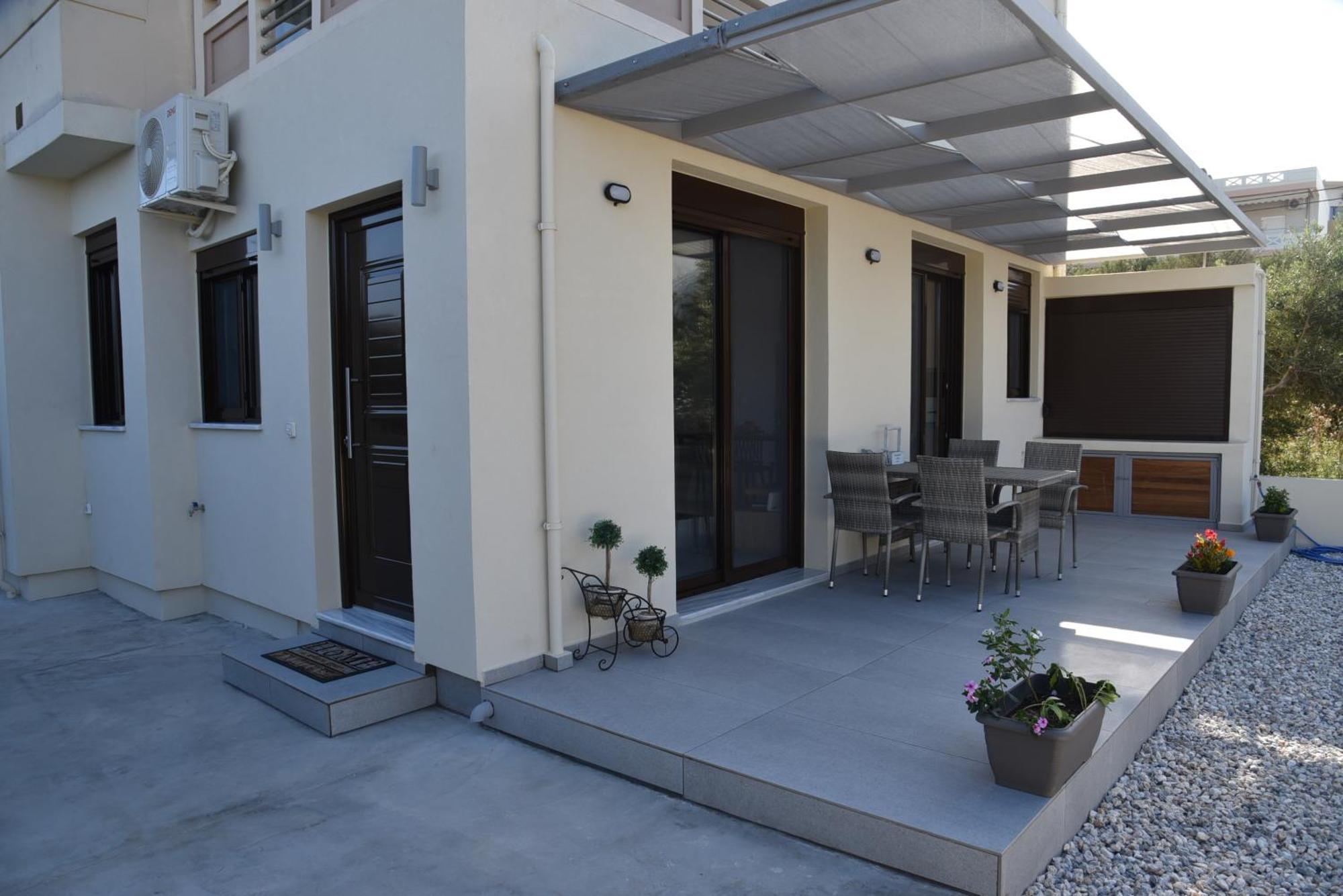 Pirgos Deluxe Apartment - Private Parking 基萨莫斯 外观 照片