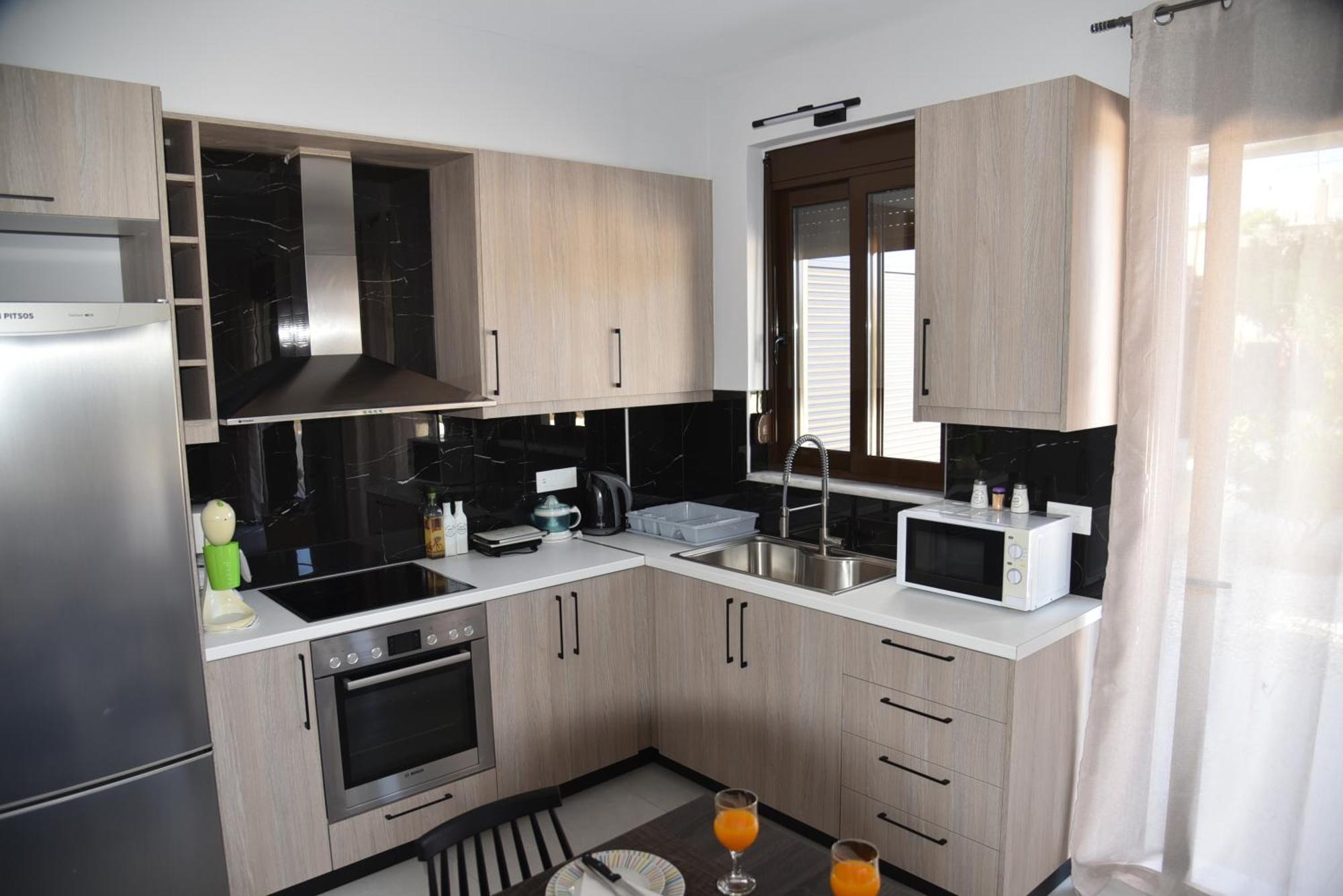 Pirgos Deluxe Apartment - Private Parking 基萨莫斯 外观 照片